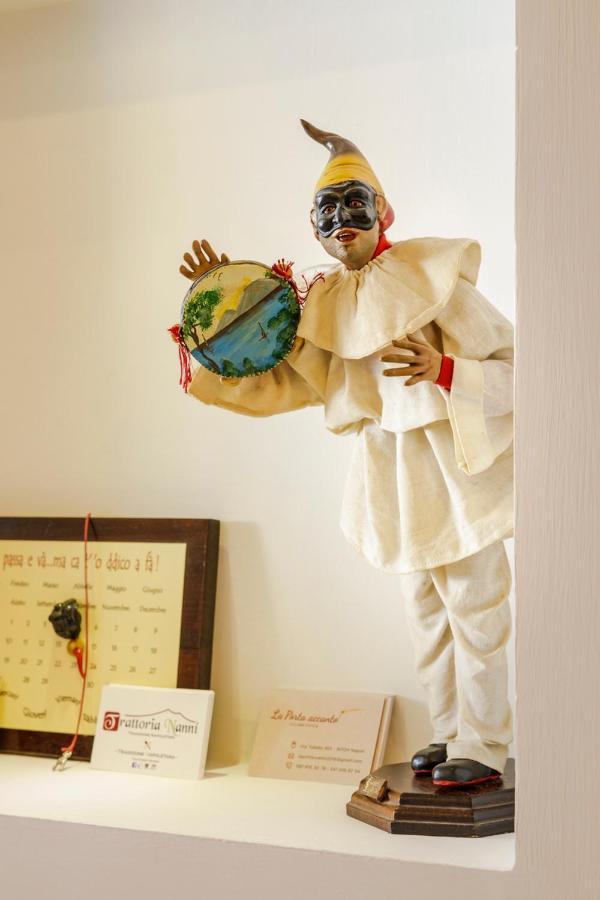 Vicky'S Luxury Guesthouse Napoli Bagian luar foto